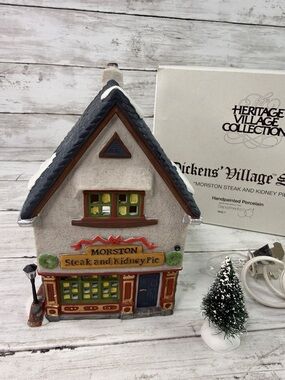 Department 56 “Morston Steak and Kidney Pie” Dickens Christmas Village w box